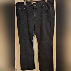 Levi Black Boot Cut 515 SZ 18M